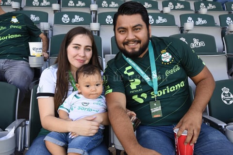 19082019 AFICIONADOS AL FUTBOL.  Daniela, Edgar y Edgar.