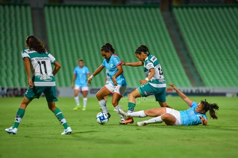 Santos cae en casa ante Rayadas
