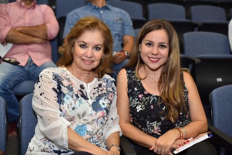 20082019 Azucena y Karla.