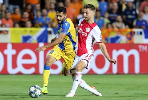 Por otra parte, el club checo Slavia Praga está en camino a alcanzar la etapa de grupos por primera vez en 12 años, tras vencer 1-0 como visitante al CFR Cluj en la ida. Lukas Masopust anotó en un tiro de esquina en la primera mitad.