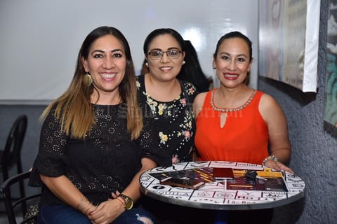 21082019 Magda, Silvia y Imelda.