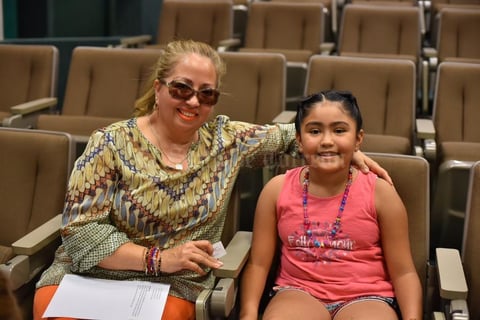 21082019 Loretta y Marifer.