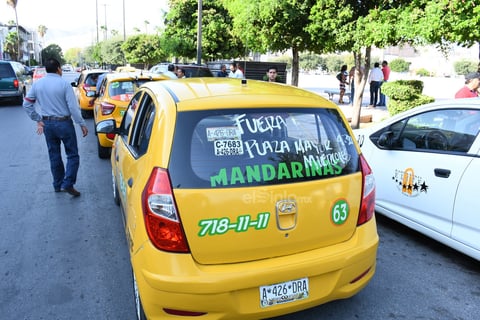 Reclaman por la operación de plataformas de transporte con aplicaciones móviles.