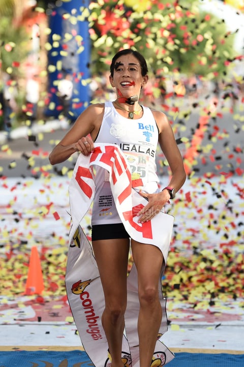 Corren la Gran Carrera Nacional 10 K Grupo SIMSA
