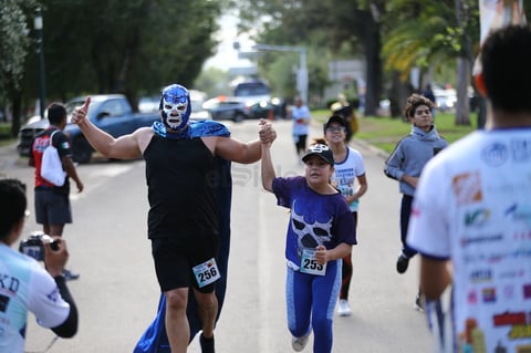 La pasión por las carreras atléticas se mezcló con el buen corazón.