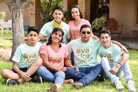 26082019 CONVENCIóN FAMILIAR.  César Iván, Macarena, Gibrán, Mati, Rafael y Édgar.