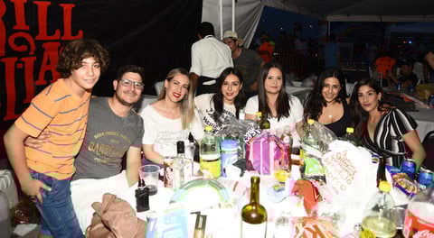 24082019 ENTRE AMIGOS.  Gus, Payo, Diana, Mel, Ana, Fer y Yaja.