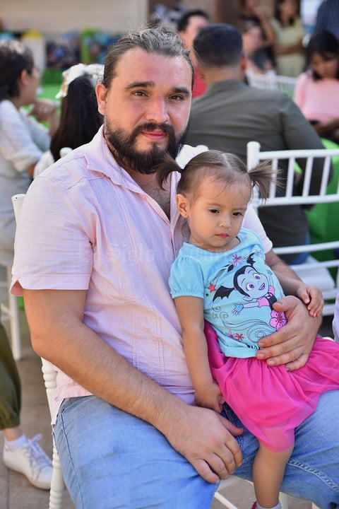 26082019 RECIENTE EVENTO.  Francisco y Lola.