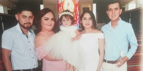 25082019 ES BAUTIZADA.  Ariana Romina Sánchez García, llegó a la pila bautismal. La Familia Sánchez García organizó una fiesta para festejarla.