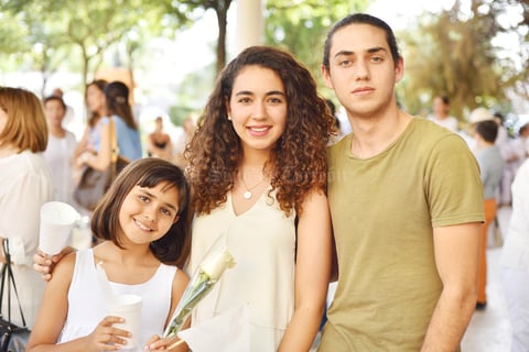 Inés, María Rosa y León Felipe.jpg