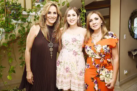 Any con Nora González y Laura Lozoya.jpg