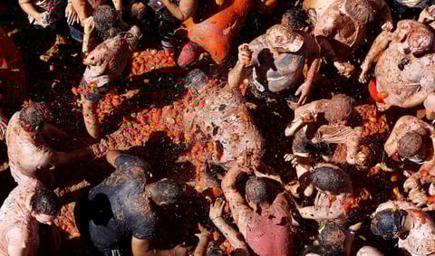 La Tomatina es la batalla hortofrutícola más famosa y replicada del mundo.