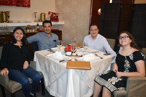 29082019 Ana Gabriela, Roberto, Manuel y Sofía.