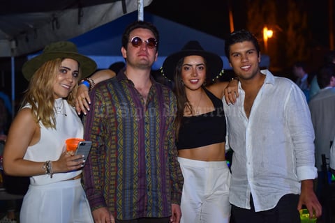 29082019 AMENA CELEBRACIóN.  María Andrea, Julio, Rosa María y Javier.