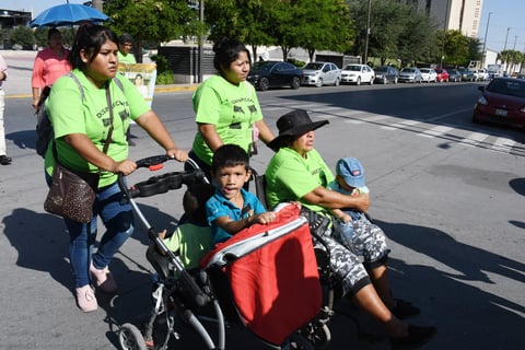 Marchan por el Día Internacional de las Víctimas de Desapariciones Forzadas