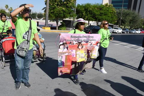Marchan por el Día Internacional de las Víctimas de Desapariciones Forzadas
