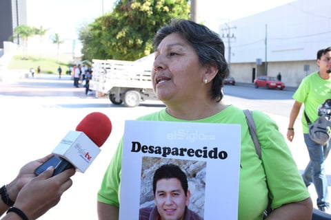 Marchan por el Día Internacional de las Víctimas de Desapariciones Forzadas