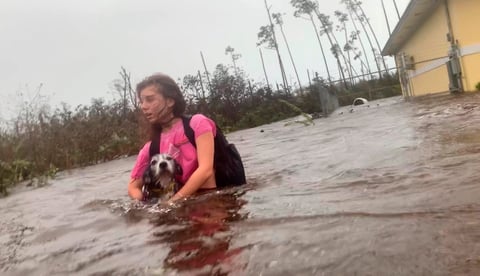Los habitantes sufrieron los estragos del huracán.