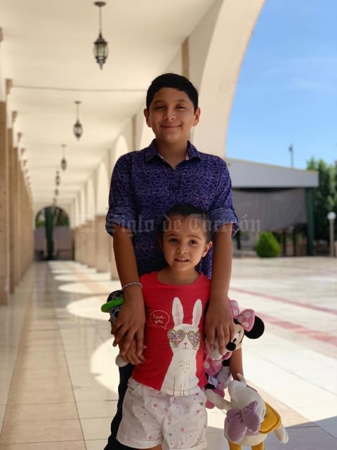 01092019 EN EL CLUB.  María Fernanda y Diego disfrutando de una agradable tarde.