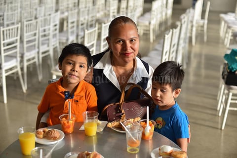 03092019 Francisco, Noemí y Abraham.