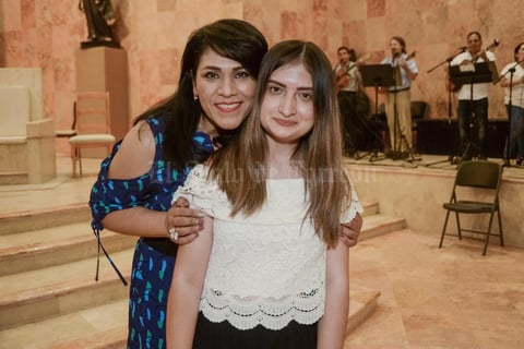 05092019 Elsa y Michelle.