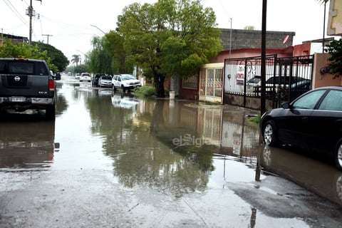 Lluvias dejan encharcamientos en La Laguna
