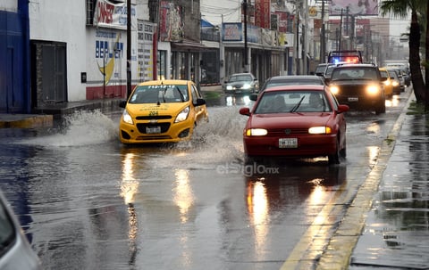 Lluvias dejan encharcamientos en La Laguna