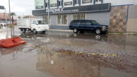 El colector de la calzada Manuel Gómez Morín fue temporalmente reparado.