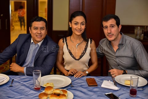 09092019 Daniel, Claudia y Luis.
