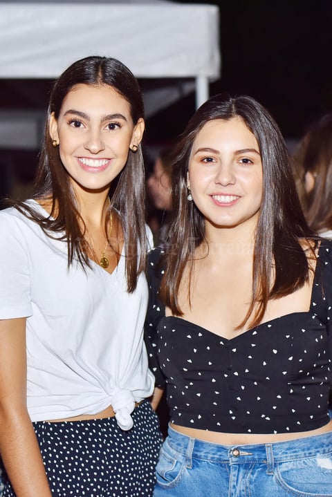Andrea y Ana Cris
