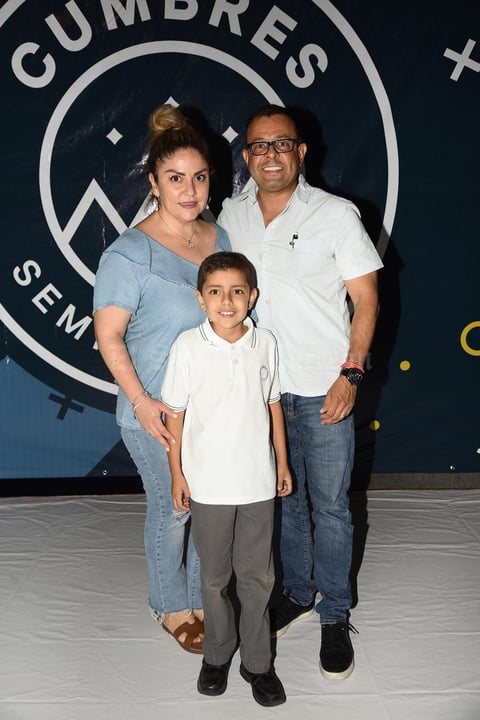 10092019 EVENTO ESCOLAR.  Familia Ramírez.