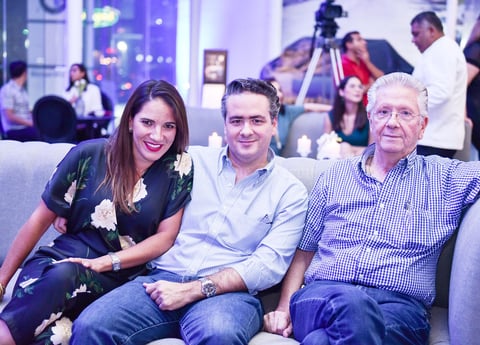 Ana, Guillermo y Guillermo