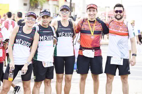 Hilda, Marco, Liliana, Jorge y Galileo