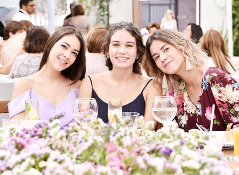 Angela,Cecy y Jocelyn