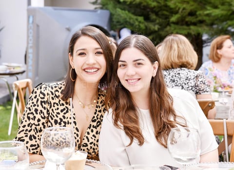 Luisa y Natalia