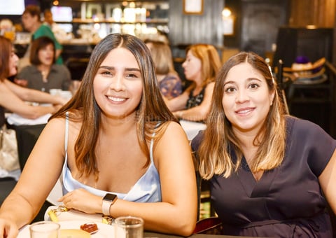 Luisana y Cecilia