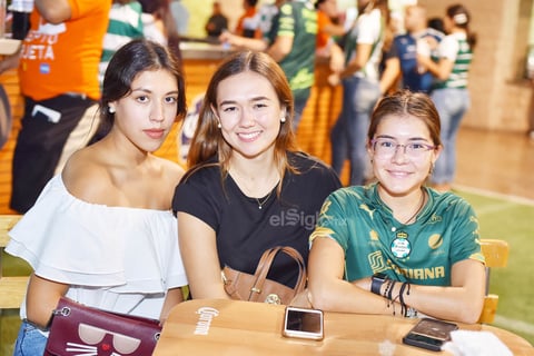 Fatima, Ilse y Julia