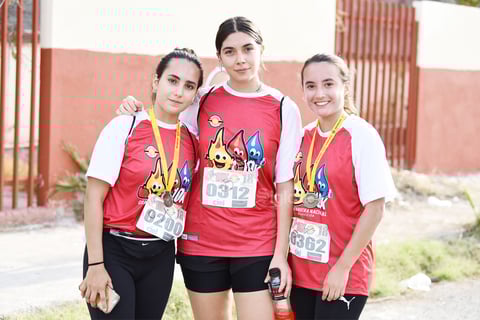 Valeria, Itzel y Andrea