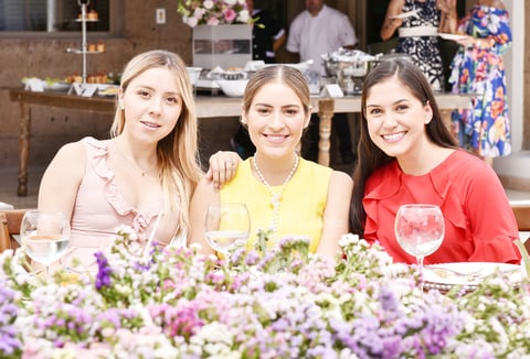 Mariana, Victoria y Sofía
