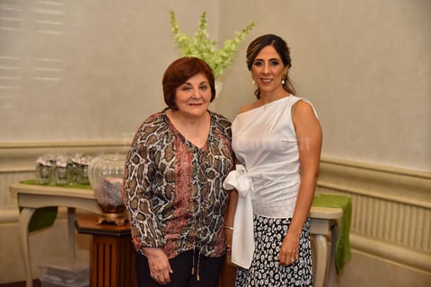 11092019 SE CASARá EN BREVE.  Maritere De la Fuente en compañía de su mamá María Teresa Salinas de De La Fuente.
