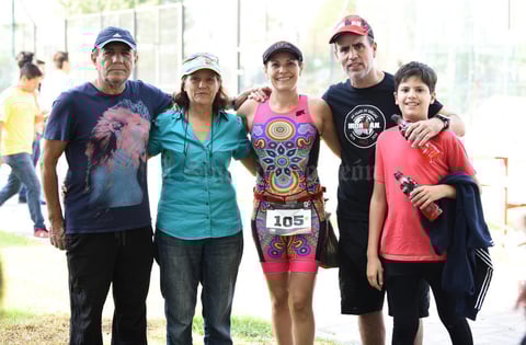 11092019 Familia Pérez Morales.