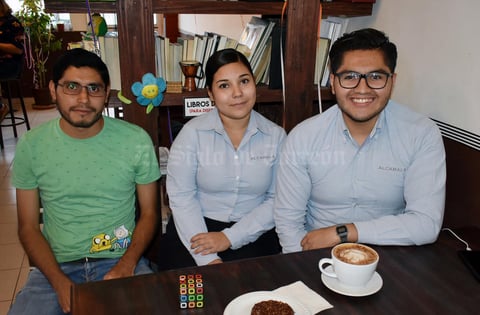 12092019 Jorge, Fátima y Jared.