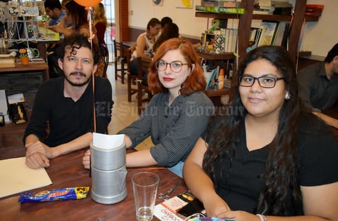 12092019 Daniel, Vicky y Estrefanía.