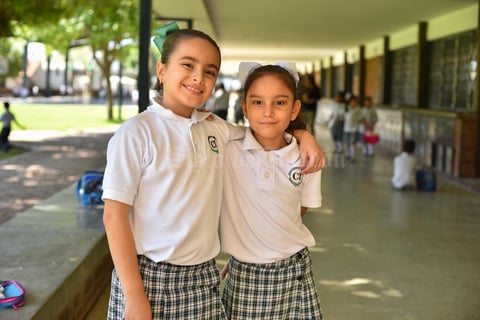 12092019 María José y Mía.