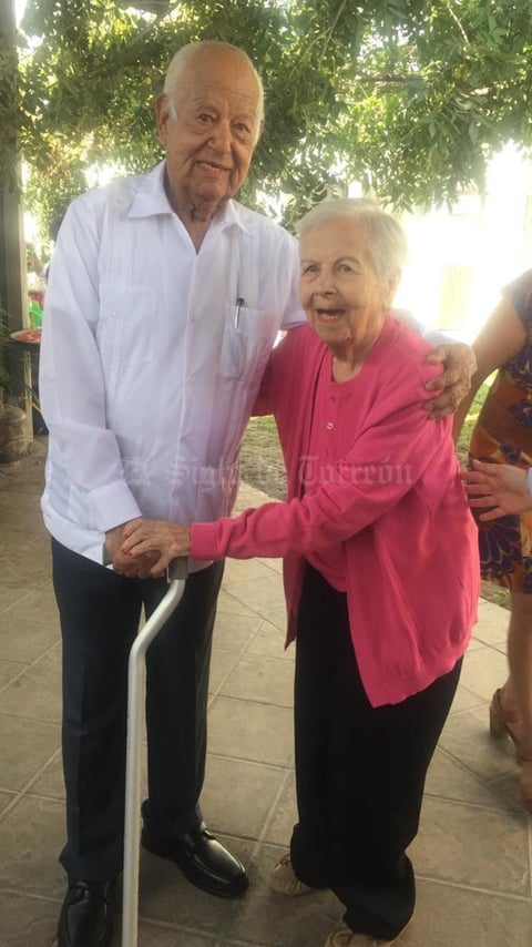 13092019 CUMPLE 92 AñOS.  Jorge Emilio celebró su cumpleaños en compañía de Elsa Máynez.