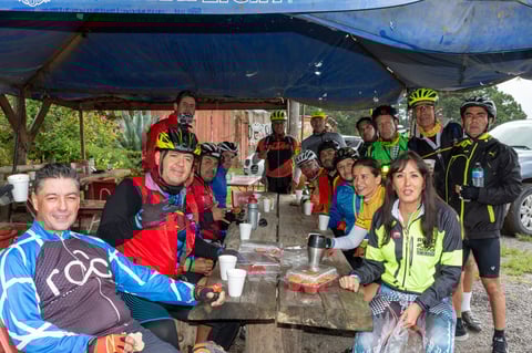 Mexiquillo fue el paraje en donde pernoctaron los ciclistas para alistarse al segundo día.