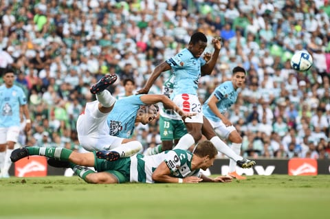Emocionante igualada de Santos contra Pachuca