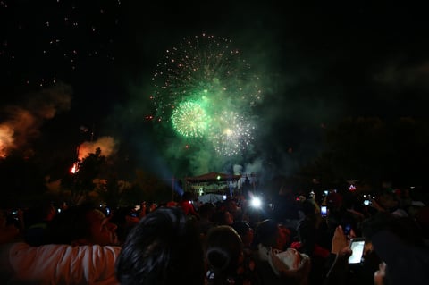 Al evento acudieron el alcalde Jorge Salum del Palacio; el General Rogelio Gómez Magaña, Comandante de la Décima Zona Militar; el magistrado Presidente del Tribunal Superior de Justicia, Esteban Calderón Rosas; el secretario General de Gobierno, Adrián Alanís Quiñones así como diputados locales.