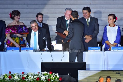 Se entregaron reconocimientos a ciudadanos distinguidos.