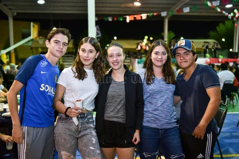 16092019 Manolo, Katerina, Paulina, María y Paquito.